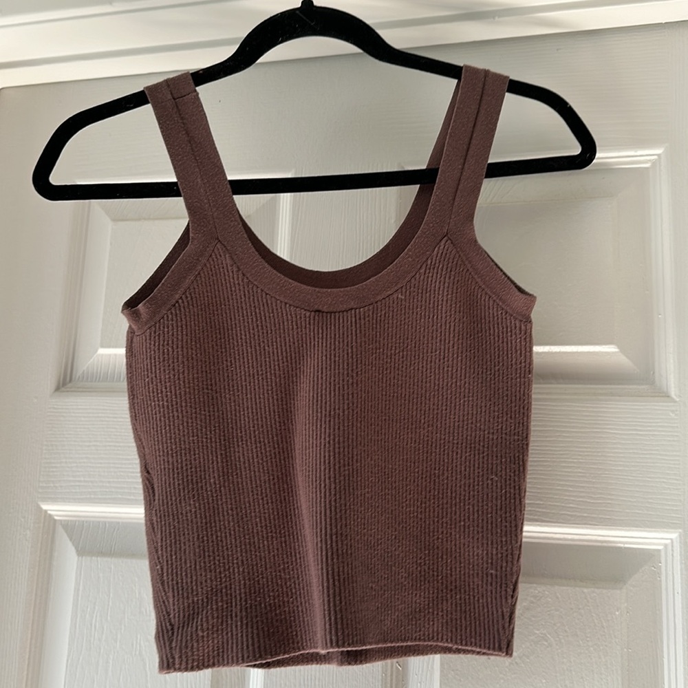 A&F Ribbed Scoop Neck Tank - Picture 2 of 3